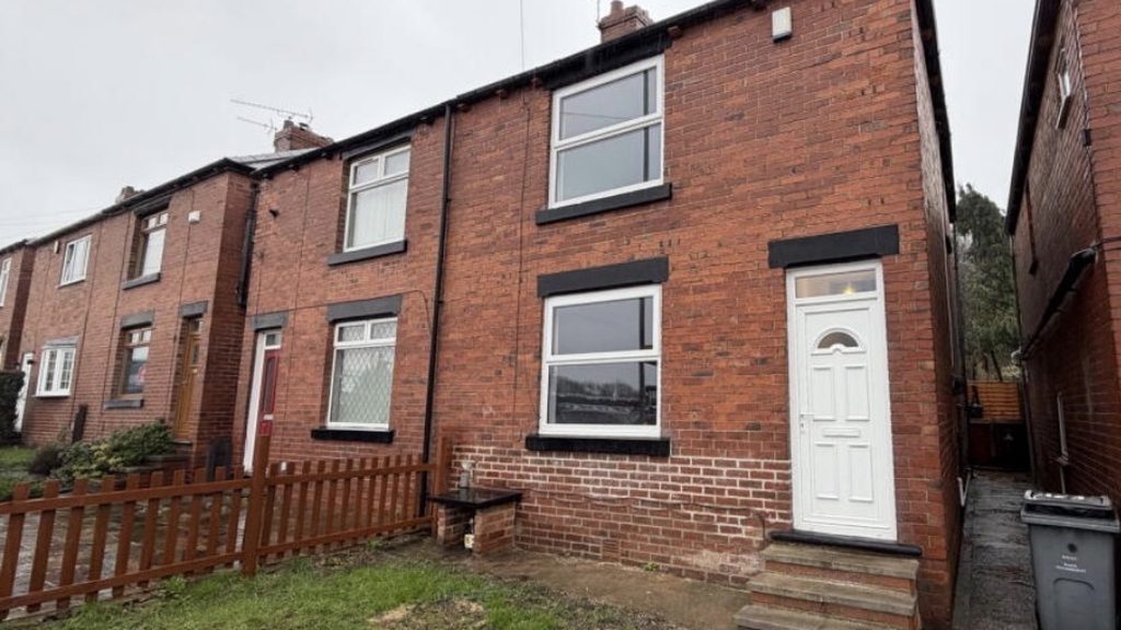 2-bed house, Barnsley